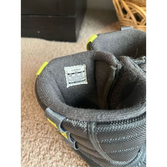 OshKosh B'Gosh Unisex-Child Splash Rain Boot Size 6 Toddler Grey - Picture 3 of 3